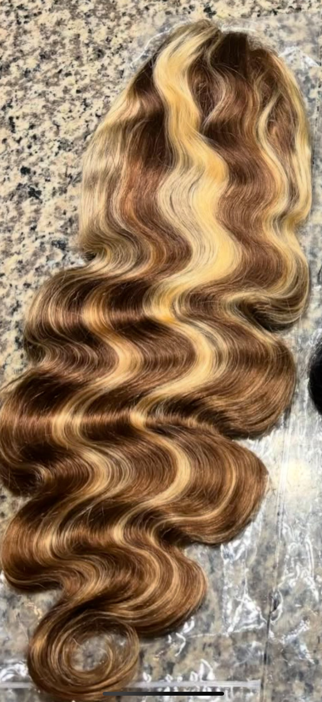 HD 4/613 Highlight Wig